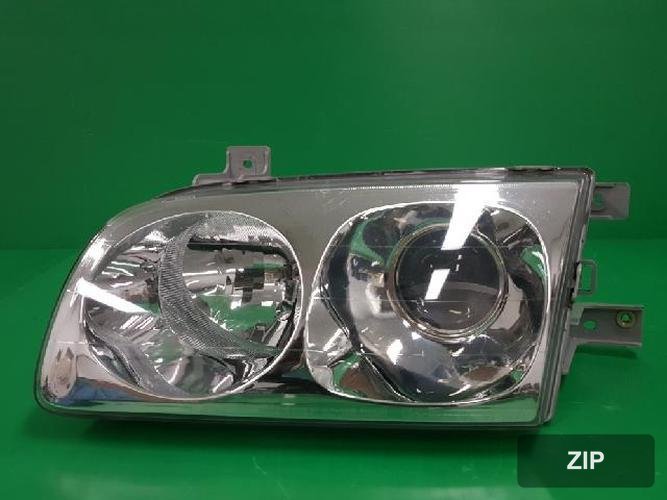 Hyundai Trajet 2004 — фара головного света правая 921013A500