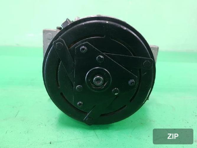 Renault SM5 2012 — компрессор кондиционера 506221 2710