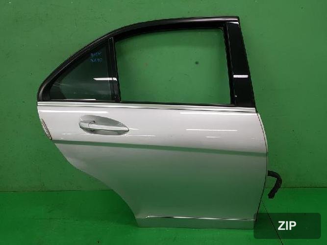 Mercedes-Benz C-класс 2009 — дверь задняя правая