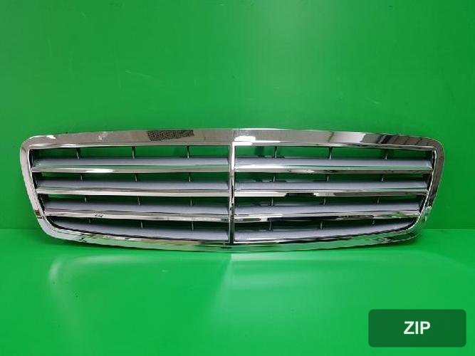 Mercedes-Benz C-Class 2005-2007 — решетка радиатора 23-9547