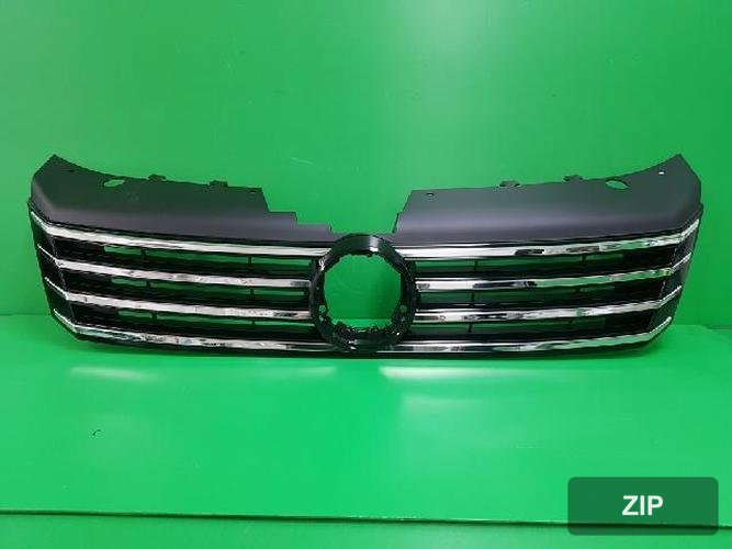 Volkswagen Passat 2013 — решётка радиатора VW07104GAV
