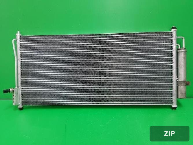 Renault SM7 2006 — конденсатор кондиционера 5952152000