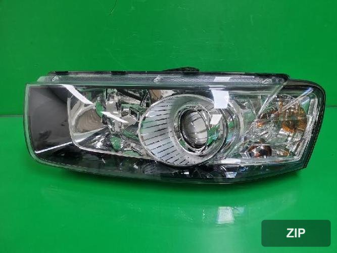 Chevrolet Captiva 2012 — фара левая