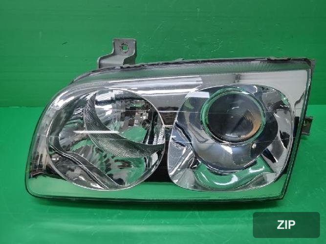 Hyundai Trajet 2005 — фара левая 921013A500