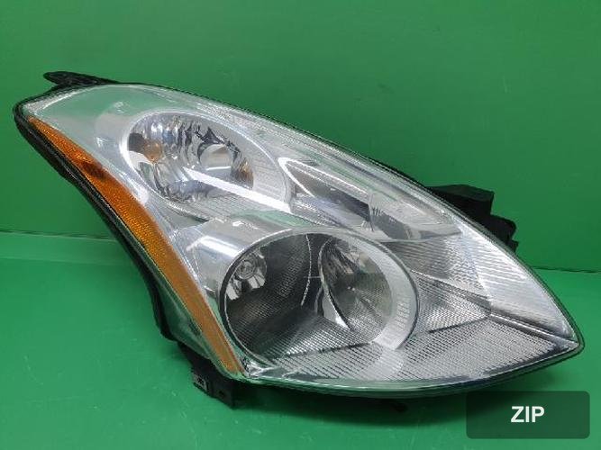 Nissan Altima 2011 — фара правая 26010 ZX20B