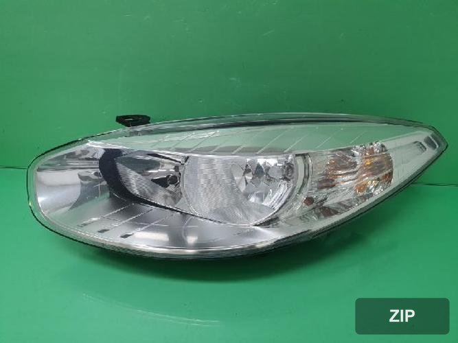 Renault SM3 2010 — фара левая 260600047R