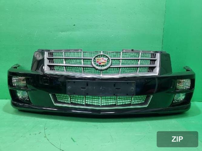 Cadillac STS 2011 — передний бампер правый