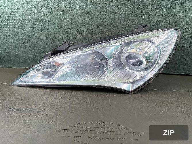 Hyundai Genesis 2010 — фара левая HID