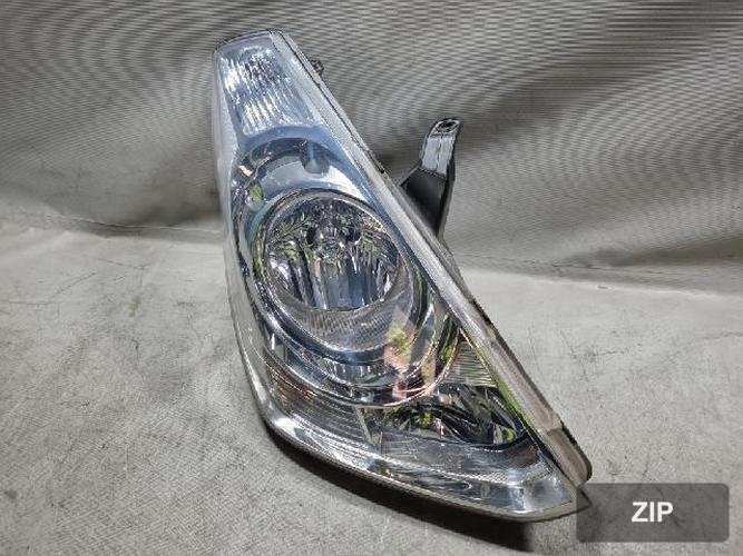 Hyundai Grand Starex 2011 — фара головного света правая (ксеноновая)
