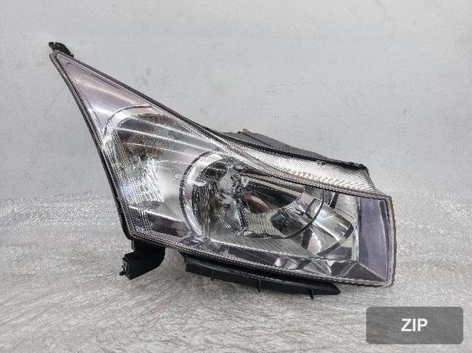 GM Daewoo Cruze 2013 — фара правая (3+3pin)