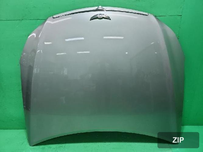 Hyundai Genesis 2011 — капот