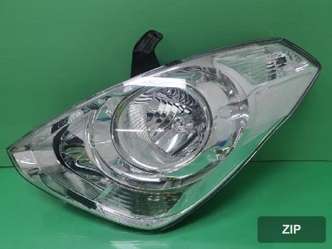 Hyundai Grand Starex 2009 — фара левая