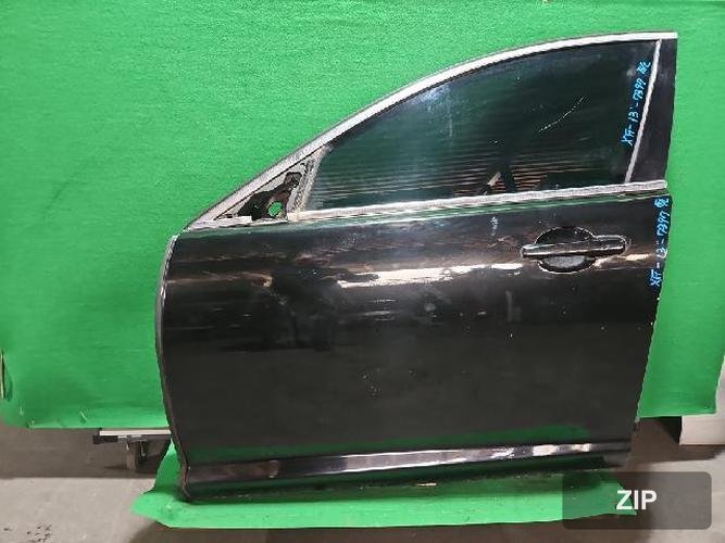 Jaguar XF 2013 — передняя дверь левая 8X23-F20125-AB