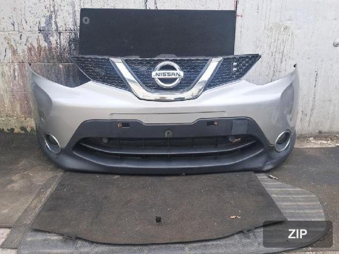 Nissan X-Trail 2016 — передний бампер