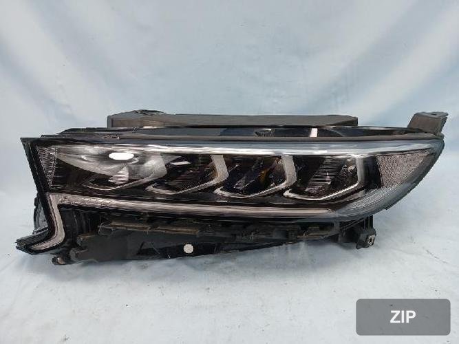 Kia K7 2021 — фара левая