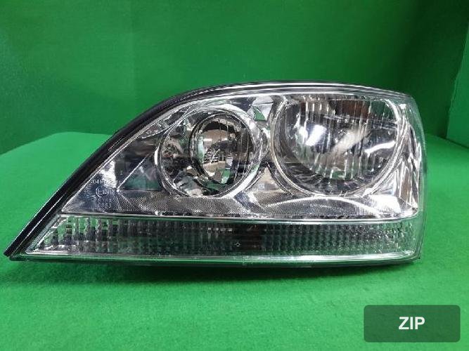 Kia Sorento 2004 — фара левая 921013E000