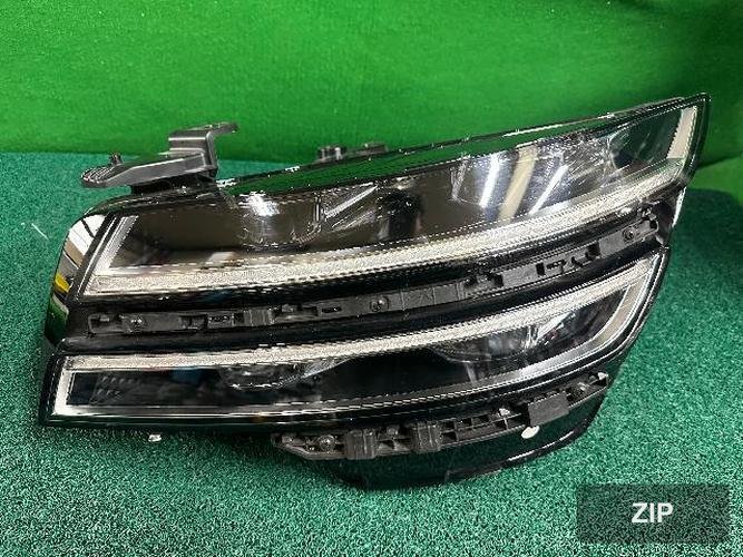 Genesis G80 2020 — фара левая 92101T1100