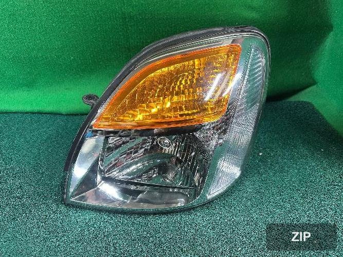 Hyundai Grand Starex 2005 — фара левая 2