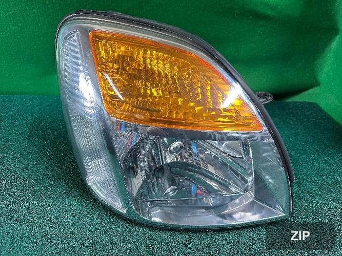 Hyundai Starex 2007 — фара правая 92102 4A600 3