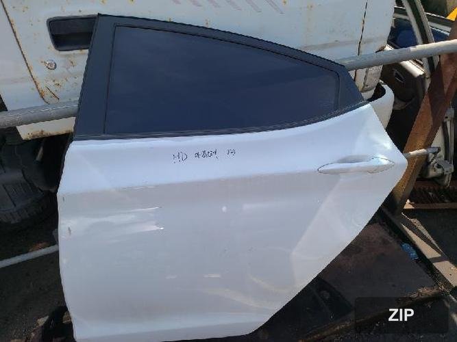 Hyundai Avante 2013 — задняя дверь левая