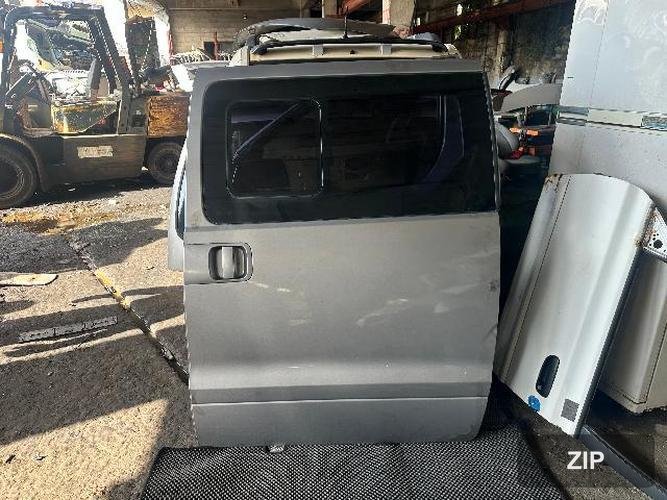 Hyundai Grand Starex 2011 — дверь задняя левая