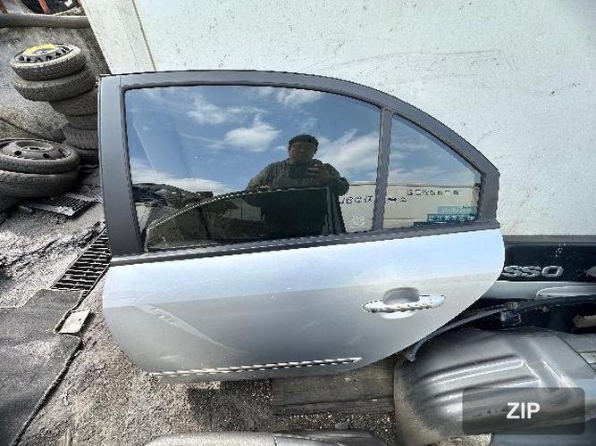 Hyundai Sonata 2008 — дверь задняя левая