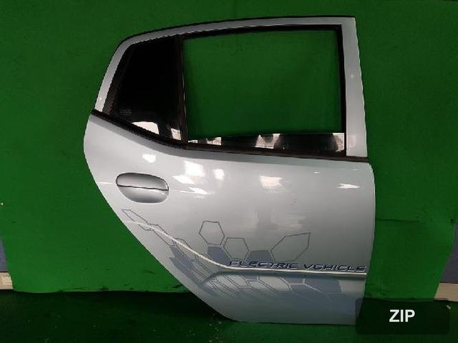 Hyundai Blueon 2011 — дверь задняя правая 770040X020