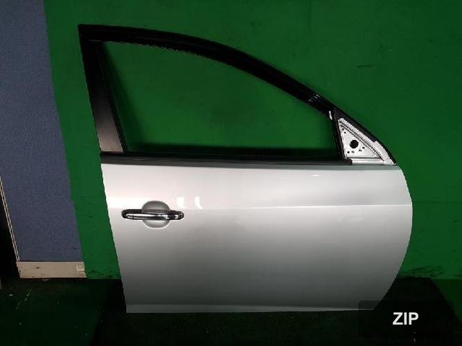 Hyundai Avante 2007 — дверь передняя правая 760042H000
