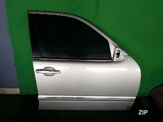 Mercedes-Benz E-Class 2002 — передняя дверь правая