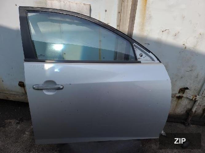 Hyundai Avante 2009 — дверь передняя правая