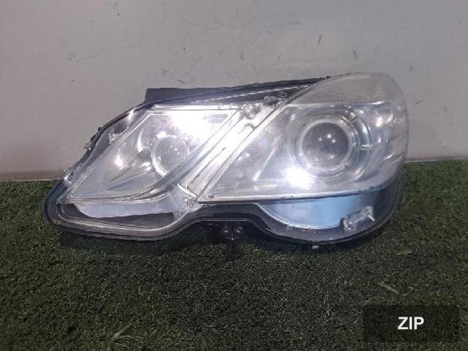 Mercedes-Benz E-Class 2010 — фара левая A2128205761KZ