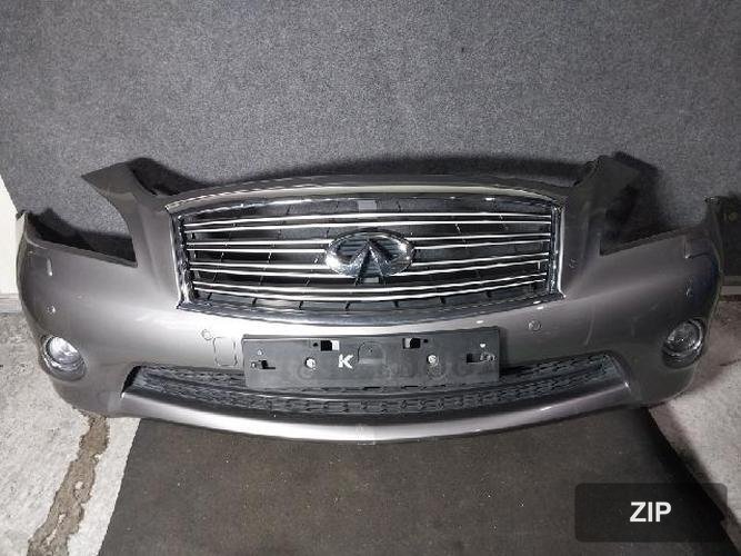 Infiniti M 2011 — передний бампер