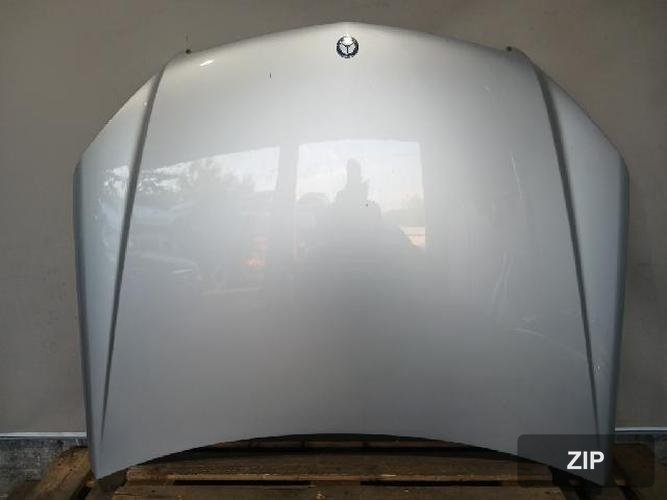 Mercedes-Benz C-класс W204 2011 — капот