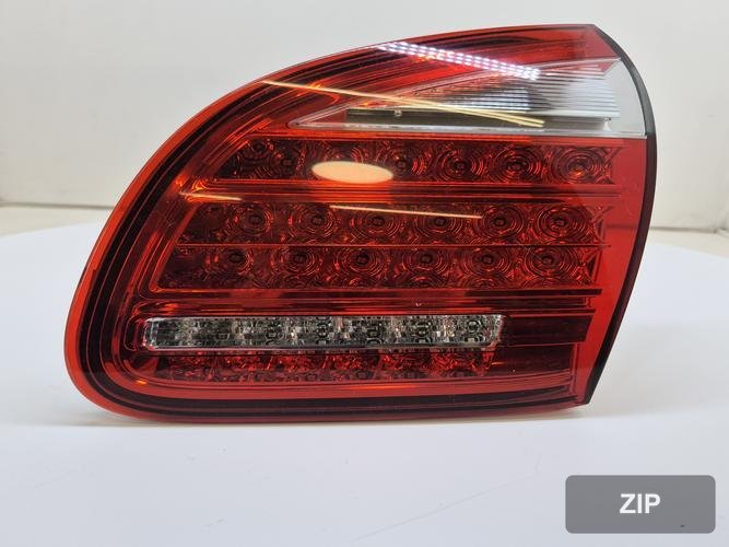 Porsche Cayenne 2014 — фонарь задний правый внутренний 7P5945094M