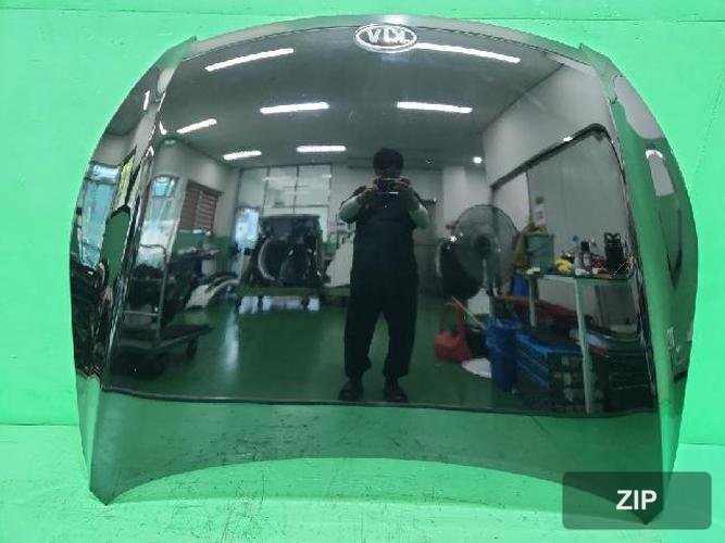 Kia K7 2010 — капот
