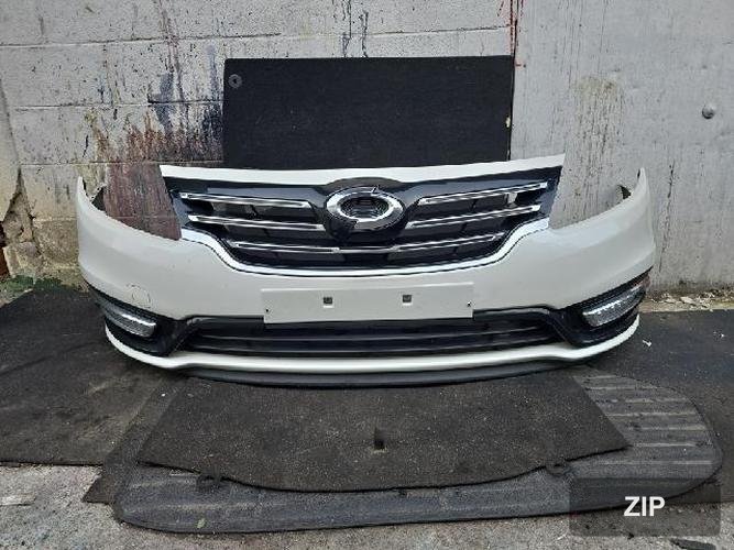 Renault SM5 2015 — передний бампер