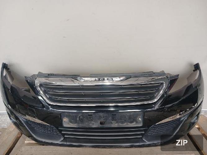 Peugeot 308 2015 — передний бампер