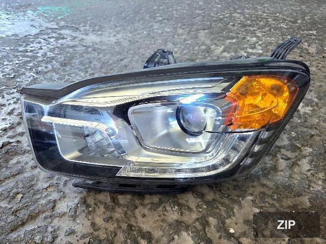 KG Mobility Korando 2014 — фара левая 1