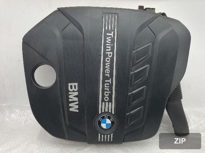 BMW X3 2013 — крышка двигателя