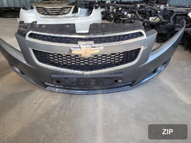 Chevrolet Cruze 2010 — передний бампер