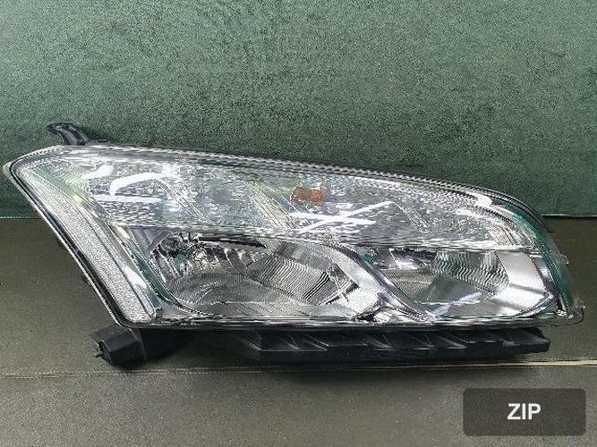 GM Daewoo Trax 2016 — фара правая