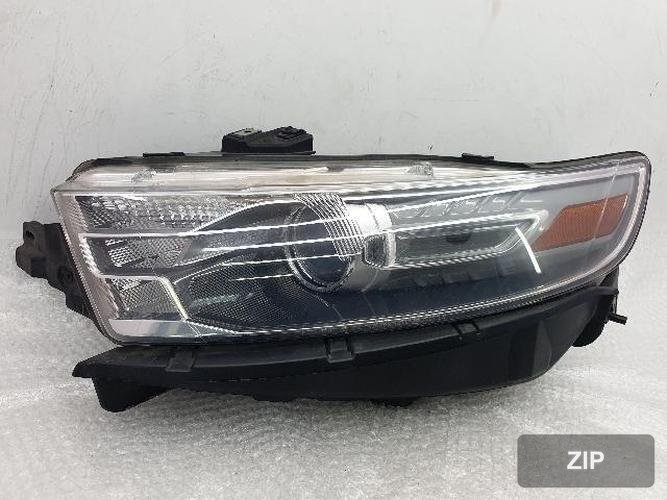 Ford Taurus 2013 — фара левая DG13-13006-AF