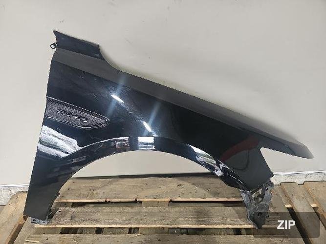 Ford Taurus 2016 — крыло правое
