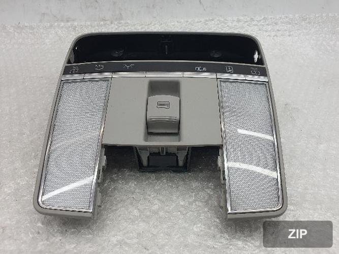 Mercedes-Benz S-Class 2011 — плафон салона