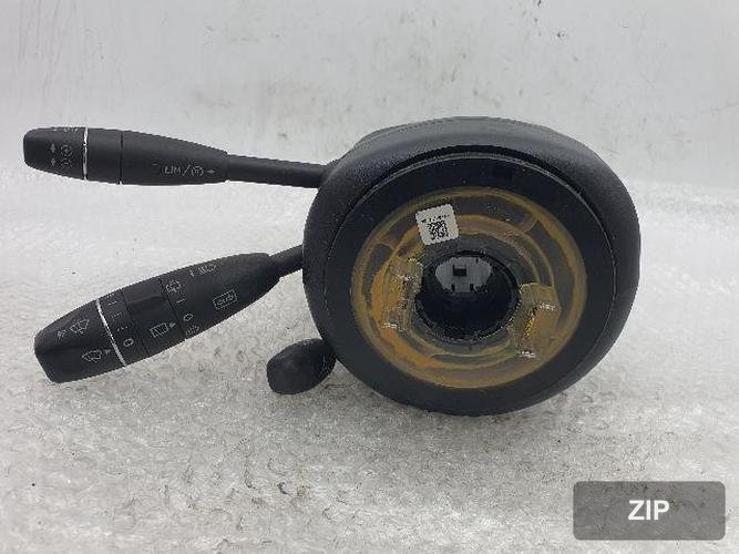 Mercedes-Benz GLK 2010 — часовой пружинный механизм (clockspring) A2044405201 9051