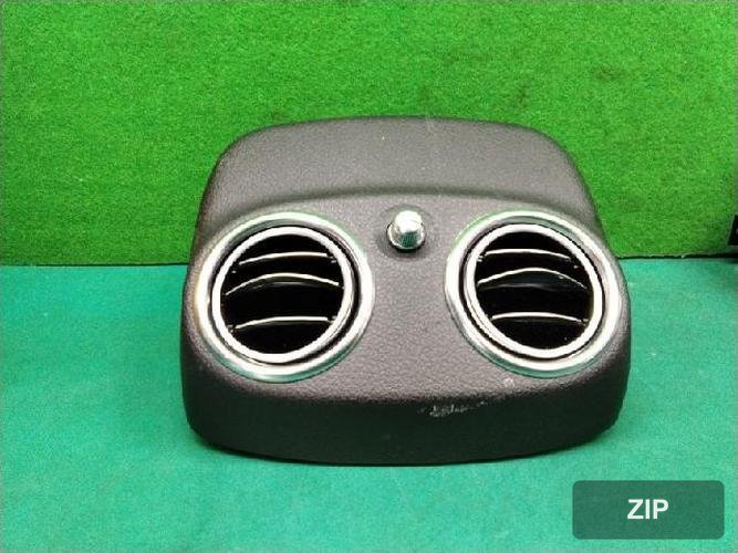 Mercedes-Benz E-класс 2017 — дефлектор воздуха A2138309501