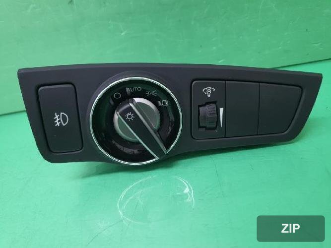Hyundai i40 2012 — кнопка/переключатель 93300-3Z000