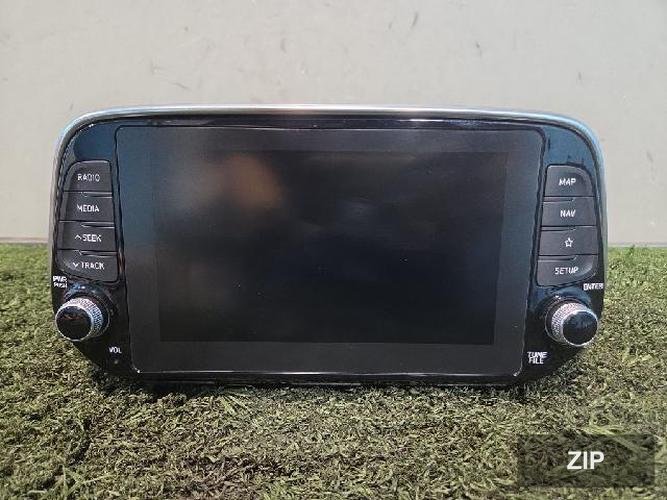 Hyundai Santafe 2020 — монитор 96560 S1412