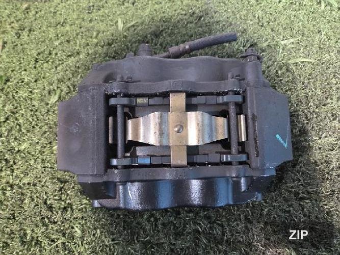 Hyundai Equus 2006 — передний тормозной суппорт левый