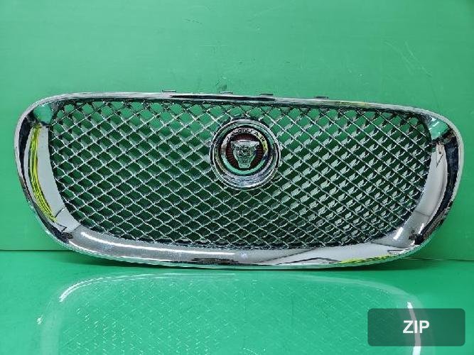 Jaguar XF 2011 — решетка радиатора